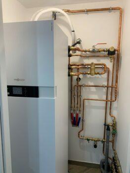 Installation d'une pompe à chaleur VIESSMANN à HAUTEVILLE-LA-GUICHARD 50570