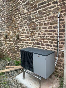 Installation d'une pompe à chaleur VIESSMANN à SAINT MARINT DE CENILLY 50210