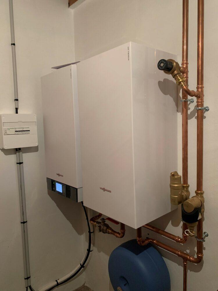 Installation d'une pompe à chaleur VIESSMANN à SAINT-SAUVEUR-VILLAGES 50490