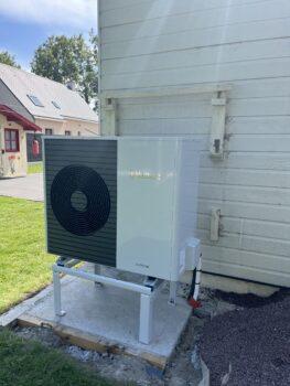 Installation d'une pompe à chaleur VAILLANT à BRICQUEVILLE SUR MER 50290