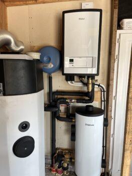 Installation d'une pompe à chaleur VAILLANT à BRICQUEVILLE SUR MER 50290